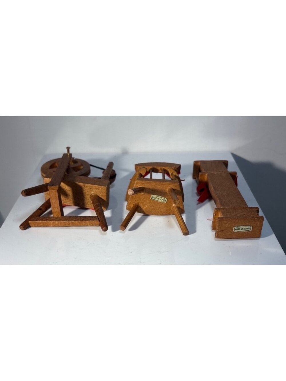 Miniature Wooden Dollhouse Furniture Christmas Spinning Wheel Chair & Clock Mice - Picture 8 of 8